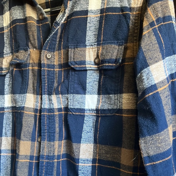 Mens plaid button down size medium - Picture 3 of 4